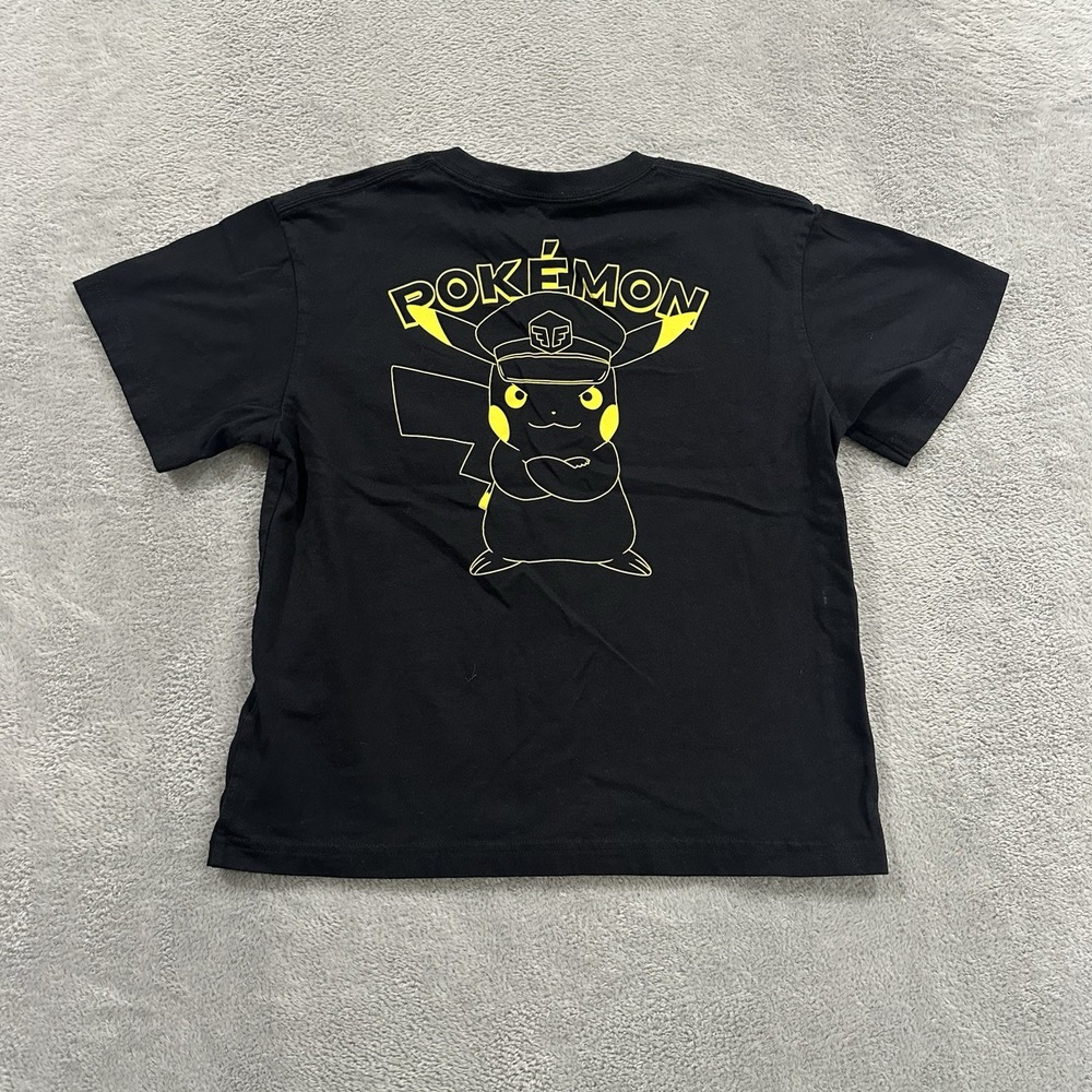 UT Uniqlo Pokemon TShirt Boys Kids 10 Pikachu Black Short Sleeve Tee Pocket